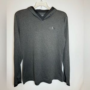 The North Face Women's FlashDry Lightweight Hooded Long Sleeve Dark Gray Size M